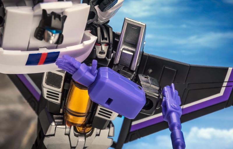 Transformers H13 Starscream H14 Shocking Thunder H15 Skywarp Mini Transformers Robot Action Figure